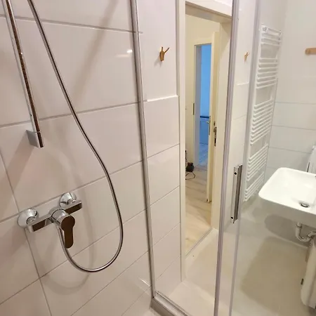 Blumenhof Hbf 公寓 *